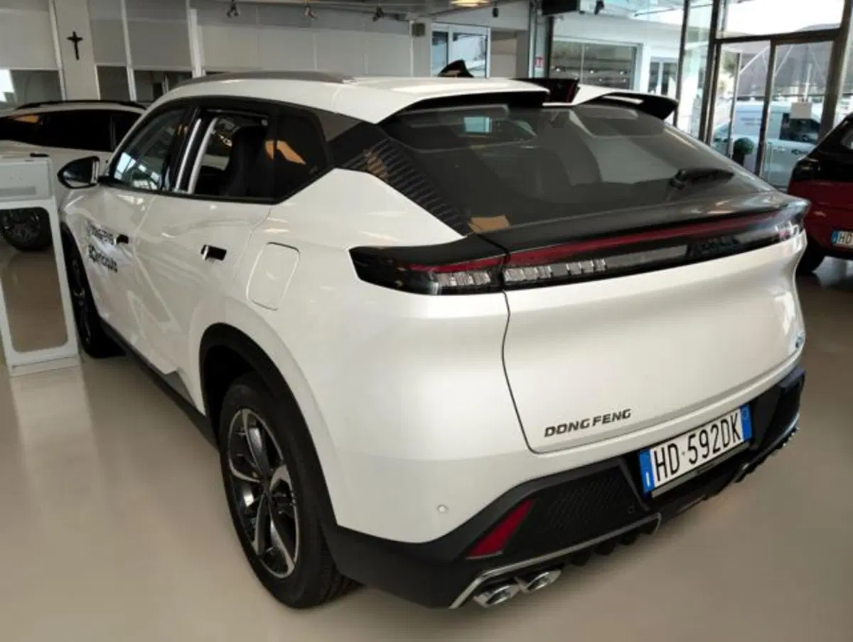 Dongfeng Mage  nuova a Como (2)