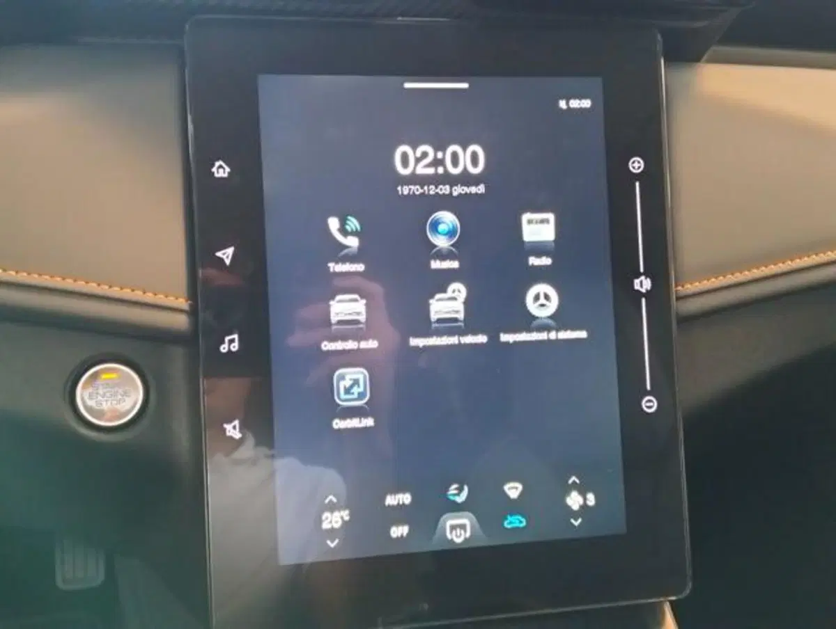 Dongfeng Shine GS  nuova a Como (7)