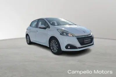 Peugeot 208 82 3 porte Active del 2017 usata a Venezia