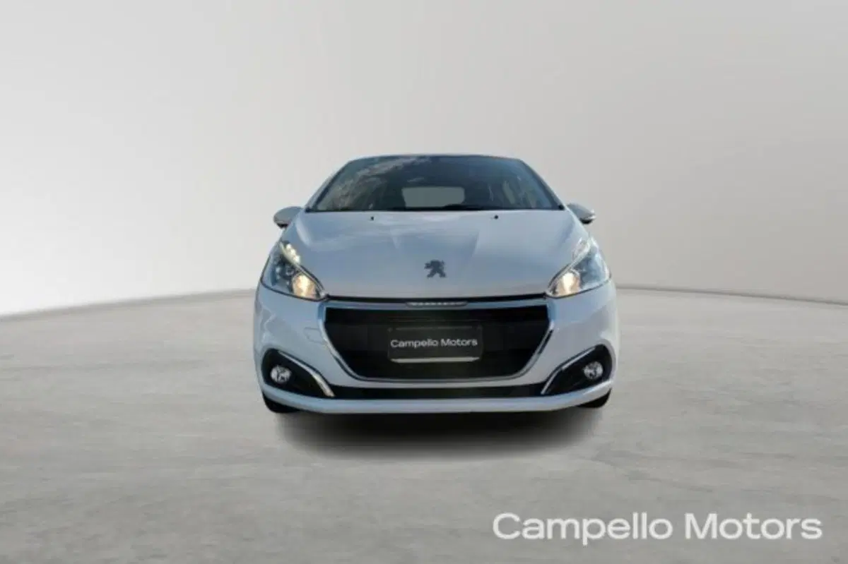 Peugeot 208 usata a Venezia (2)
