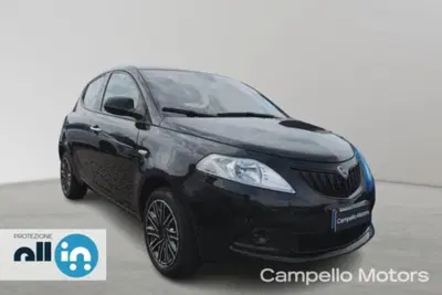 Lancia Ypsilon 1.0 FireFly 5 porte S&amp;S Hybrid Silver Plus del 2023 usata a Venezia