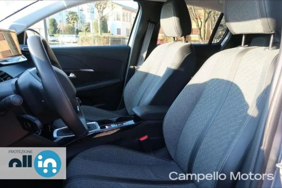 Peugeot 208 usata a Venezia (5)