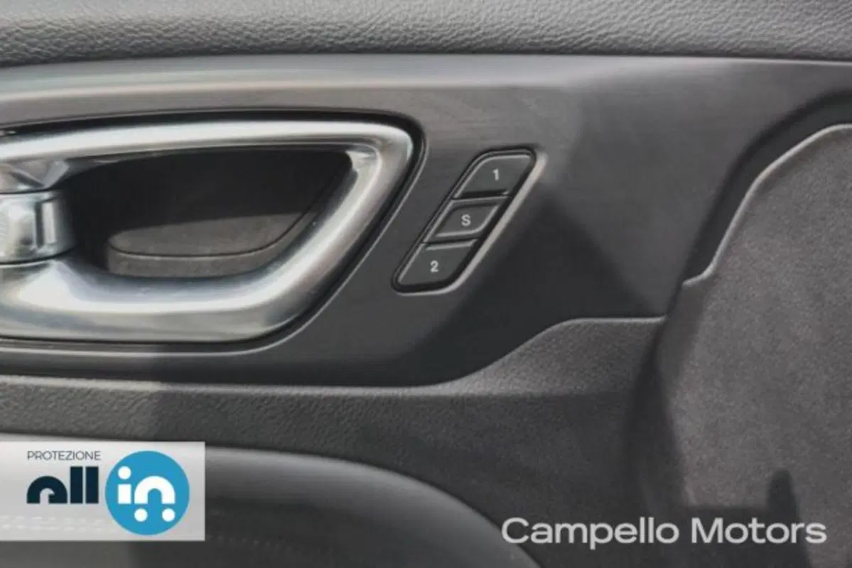Jeep Compass usata a Venezia (18)