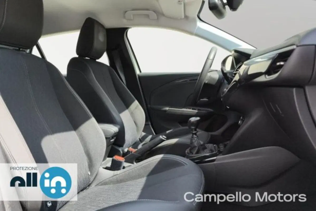 Opel Corsa usata a Venezia (15)