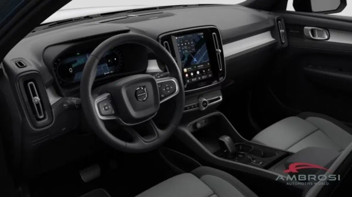 Volvo XC40 nuova a Perugia (10)