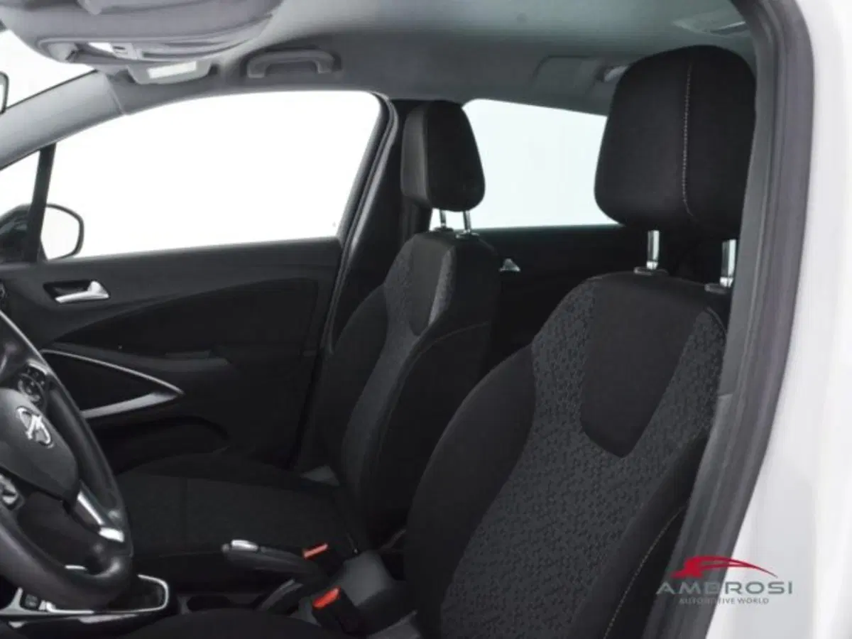 Opel Crossland X usata a Perugia (9)