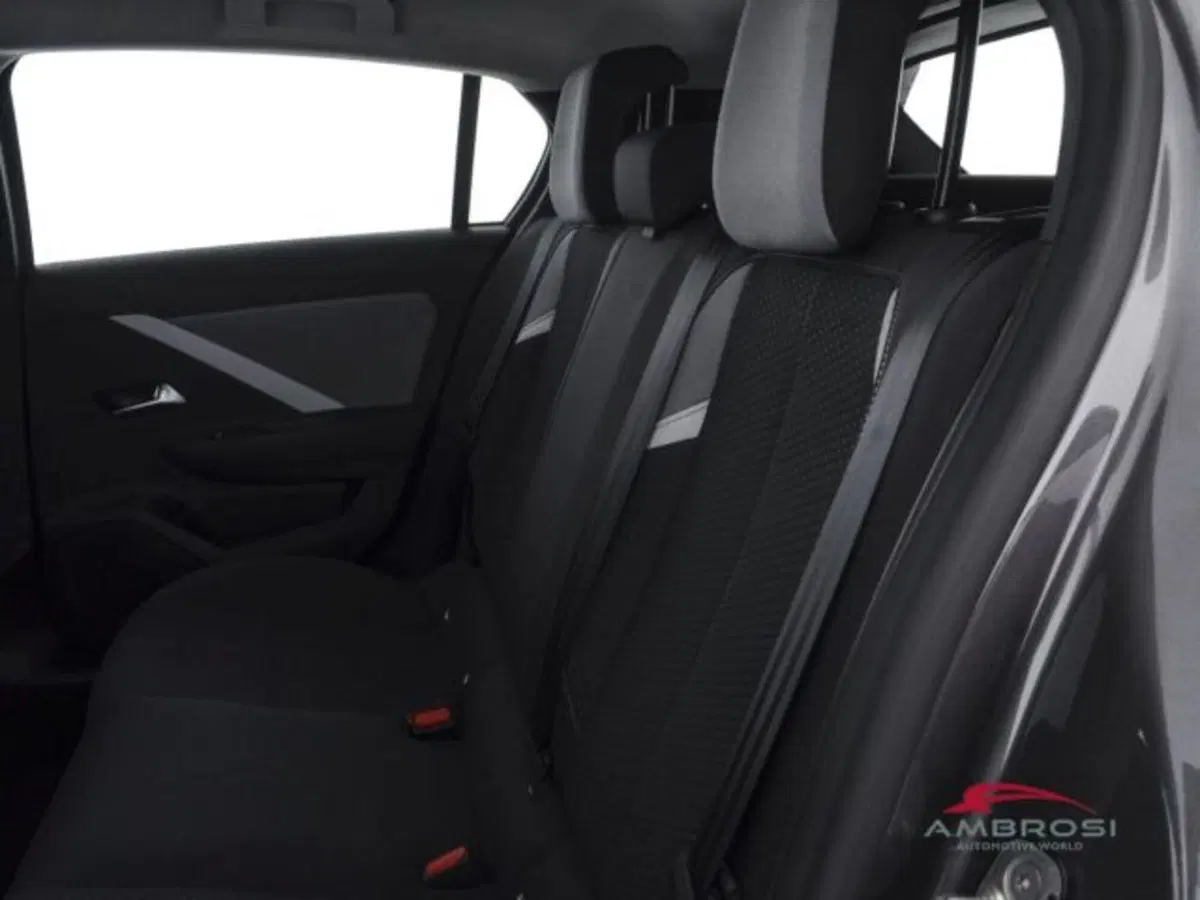 Opel Astra usata a Perugia (10)