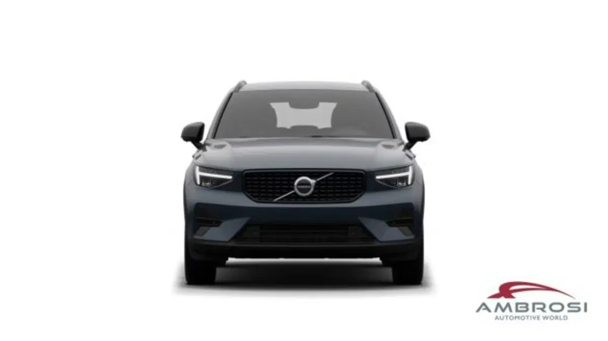 Volvo XC40 nuova a Perugia (8)