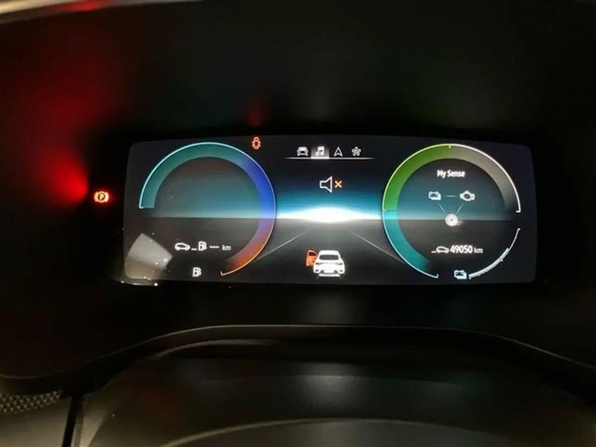 Renault Arkana usata a Como (15)