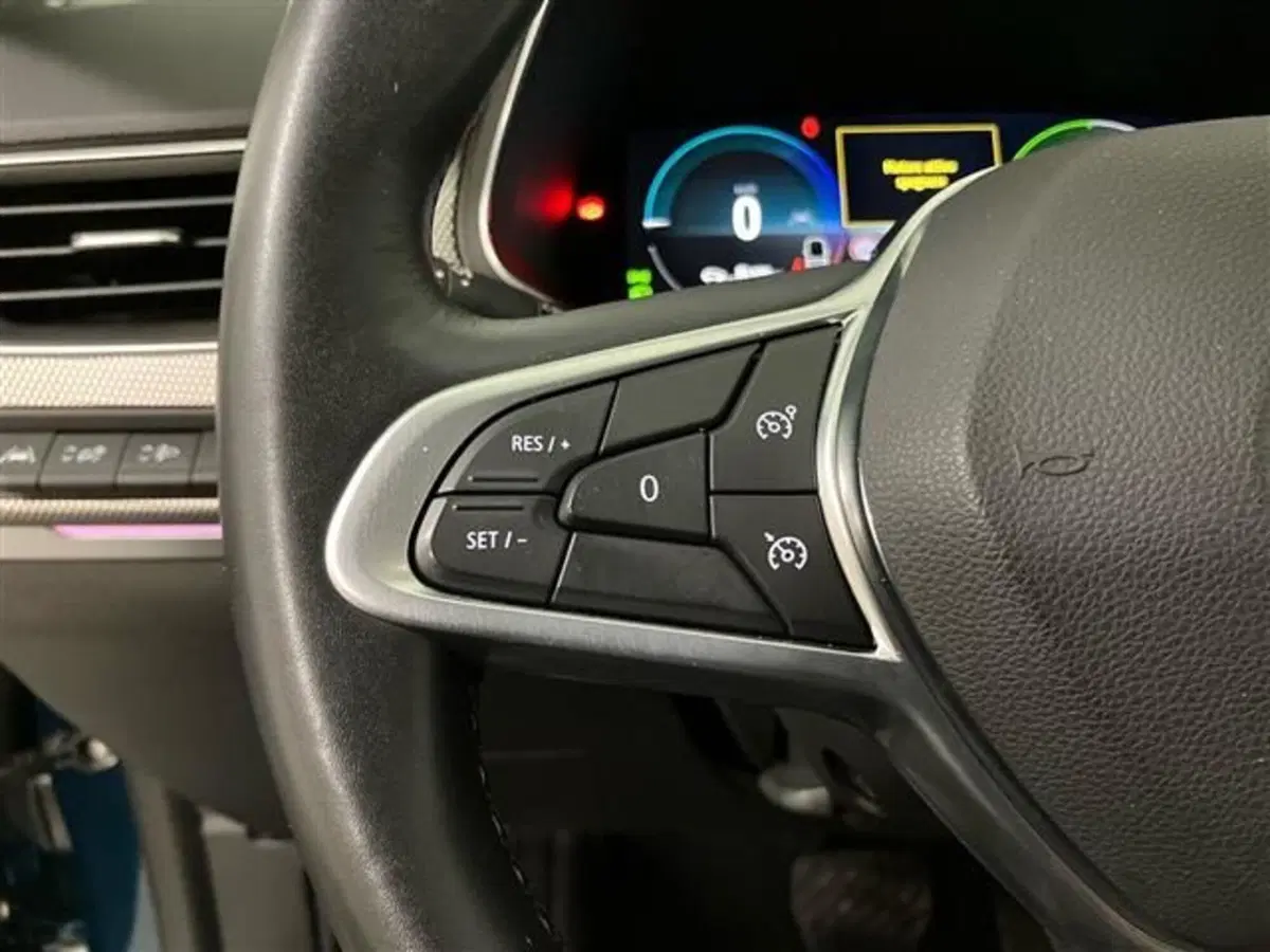 Renault Arkana usata a Como (17)