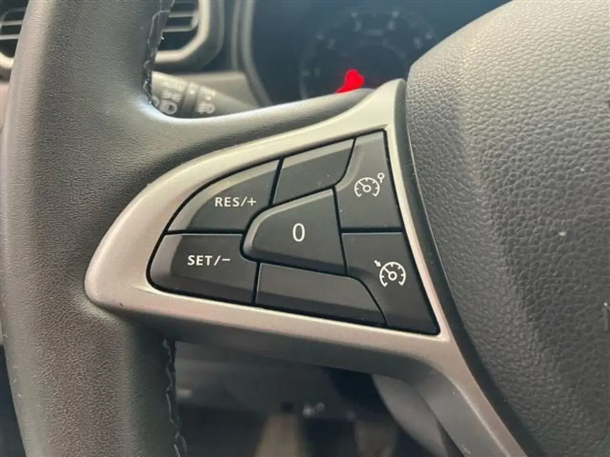 Dacia Duster usata a Como (17)