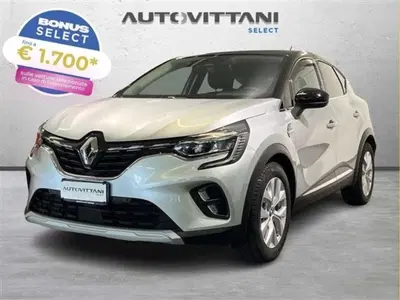 Renault Captur Full Hybrid E-Tech 145 CV Intens del 2021 usata a Como