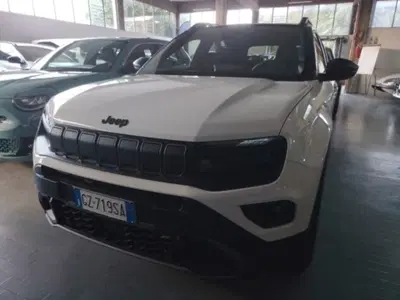 Jeep Avenger 1.2 turbo e-hybrid mhev Overland 4xe 145cv edct6 del 2025 usata a Cesena