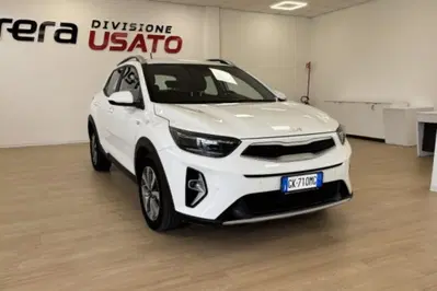 Kia Stonic 1.2 DPI Urban del 2023 usata a Fondi
