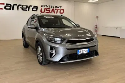 Kia Stonic 1.2 DPI Style del 2023 usata a Fondi