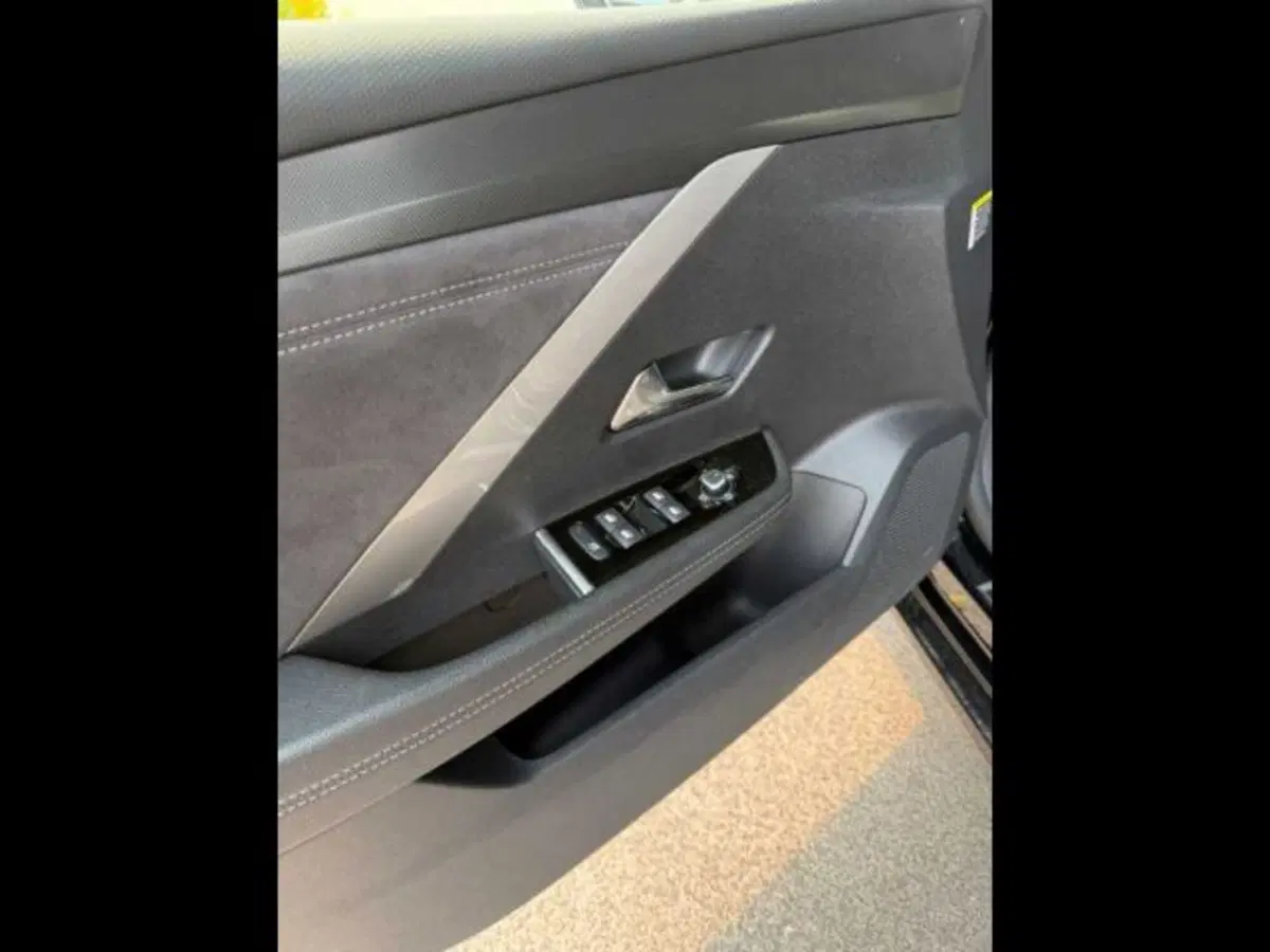 Opel Astra Station Wagon usata a Caltanissetta (11)