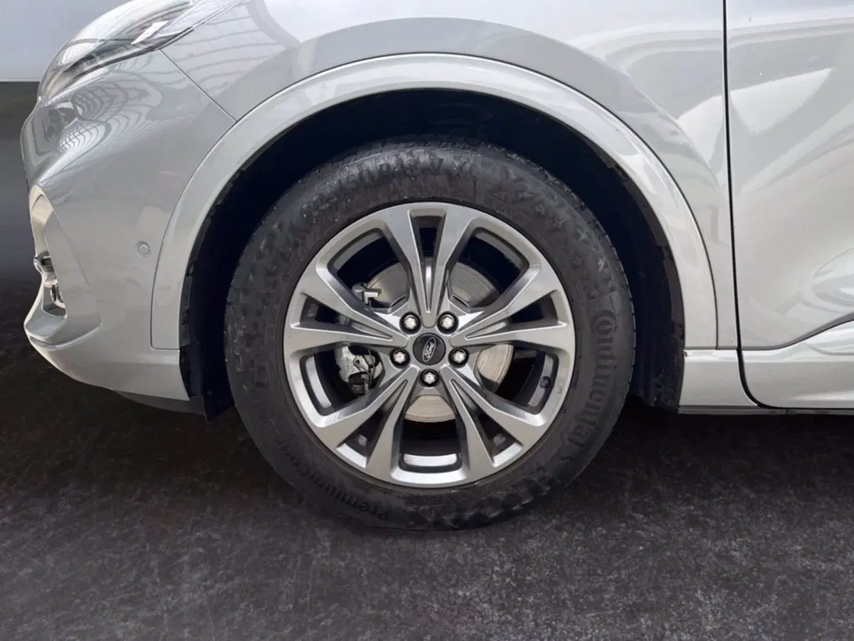 Ford Kuga usata a Milano (10)