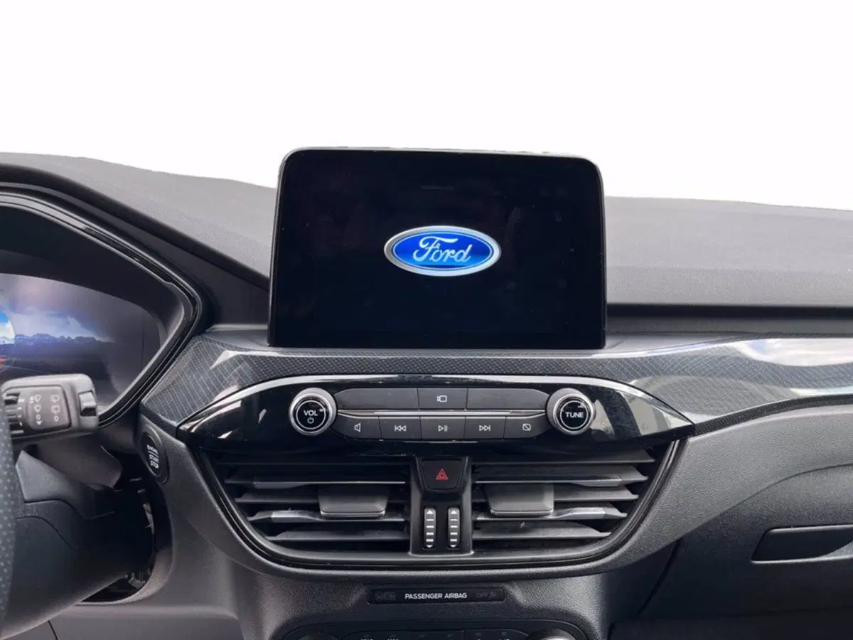Ford Kuga usata a Milano (15)