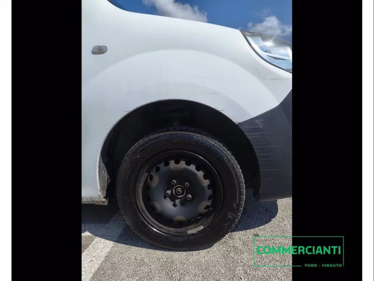 Renault Kangoo usata a Catania (9)