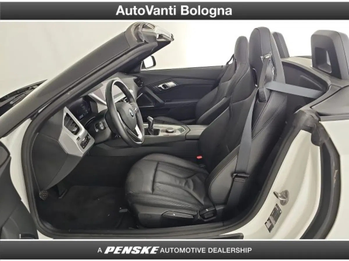 BMW Z4 Cabrio usata a Bologna (11)