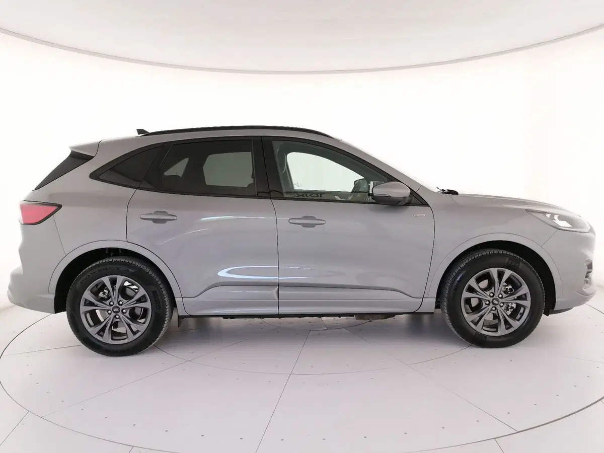 Ford Kuga usata a Roma (3)