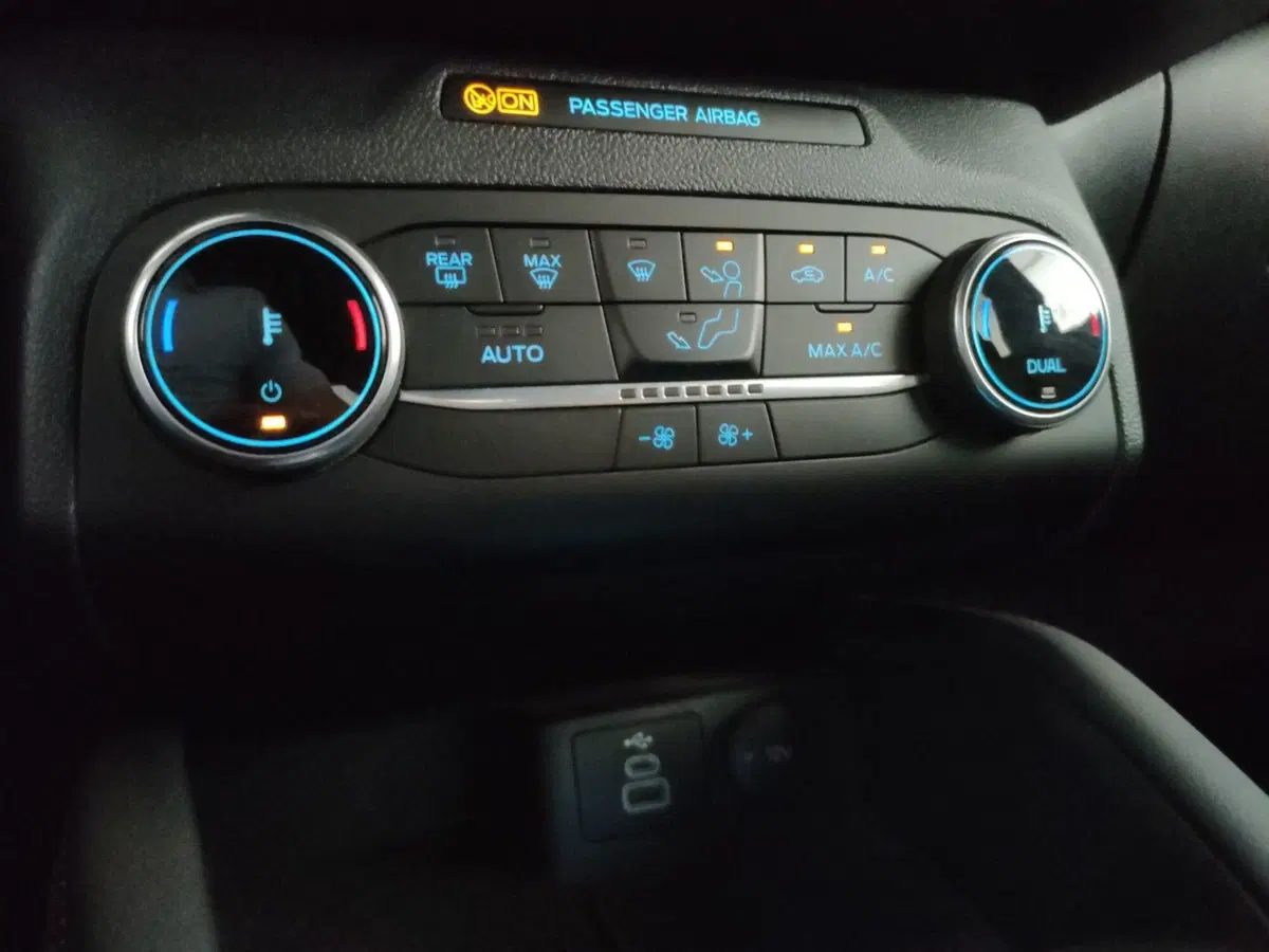 Ford Kuga usata a Roma (15)