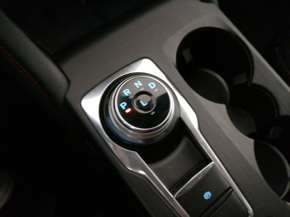 Ford Kuga usata a Roma (14)