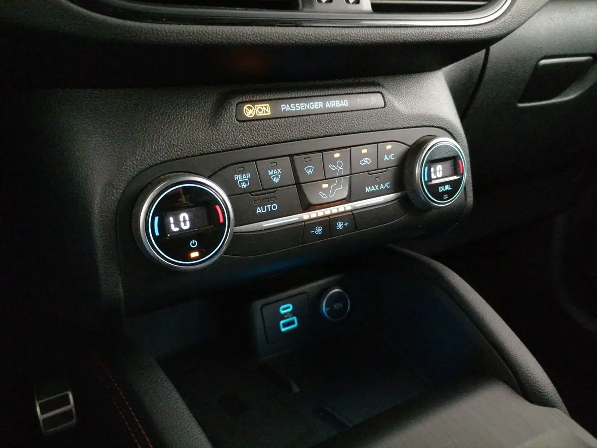 Ford Kuga usata a Roma (15)
