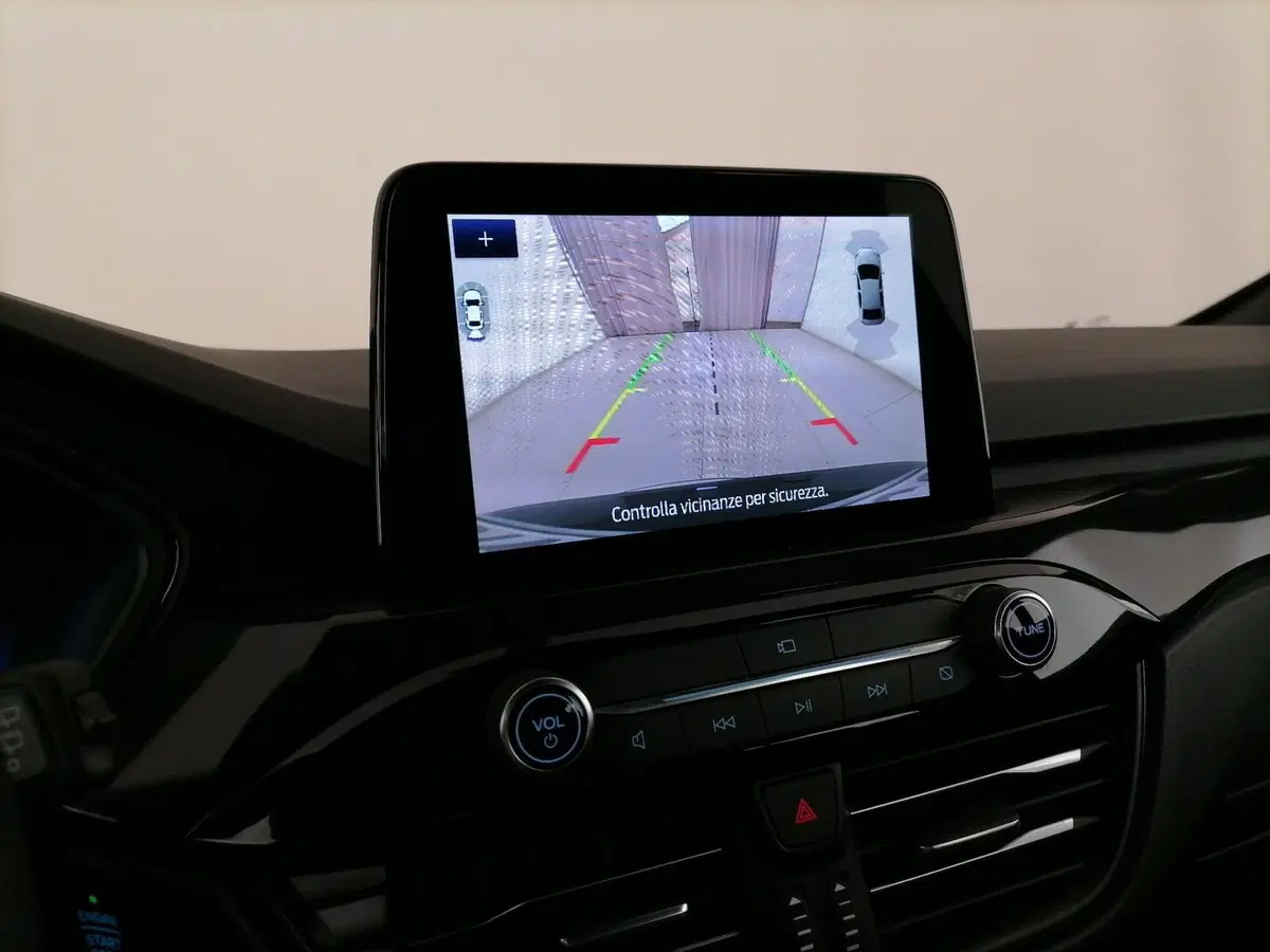 Ford Kuga usata a Roma (16)