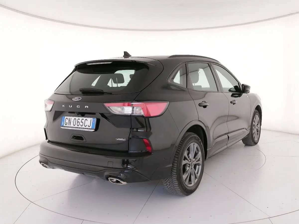 Ford Kuga usata a Roma (2)