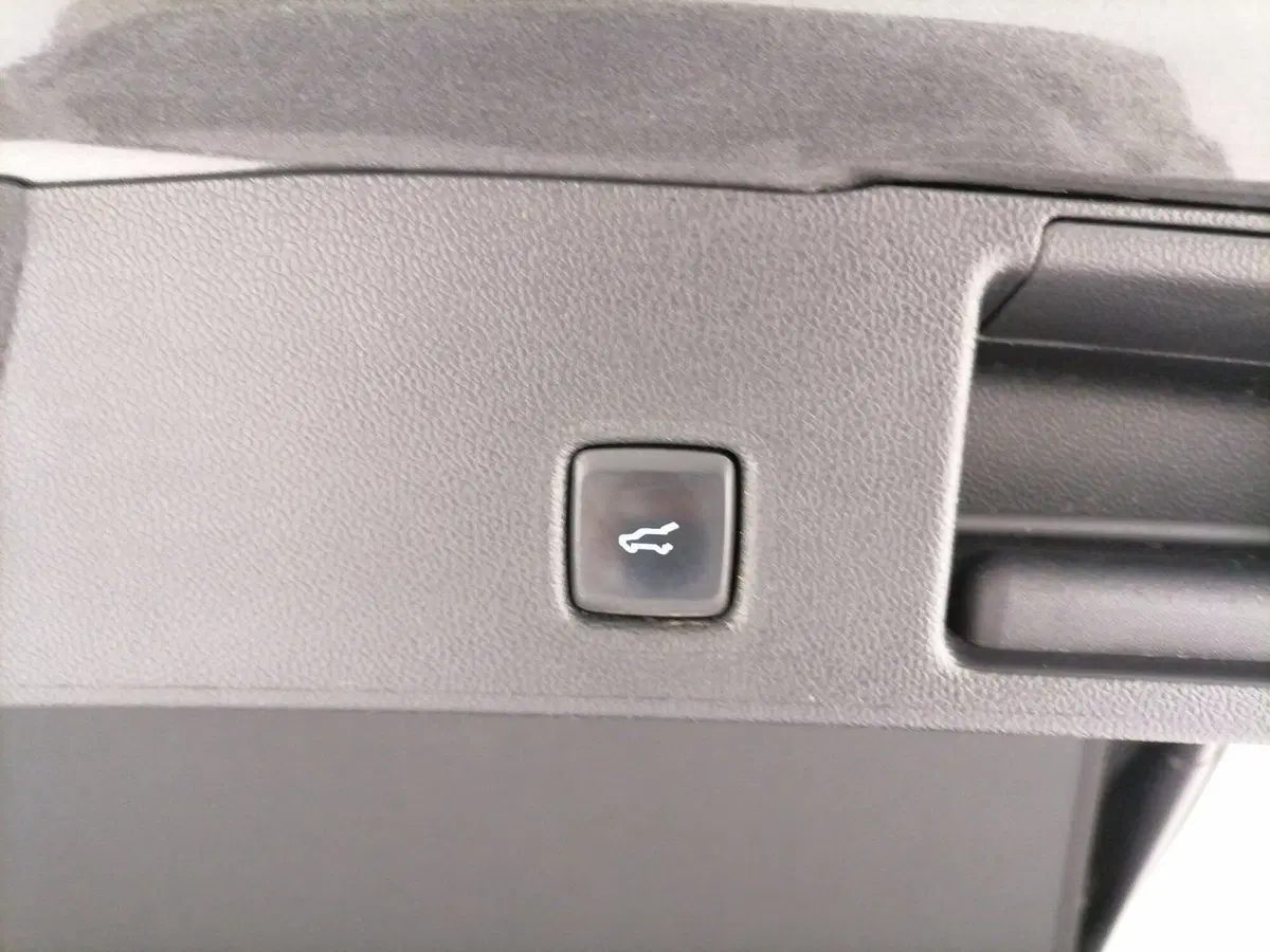 Ford Kuga usata a Roma (11)