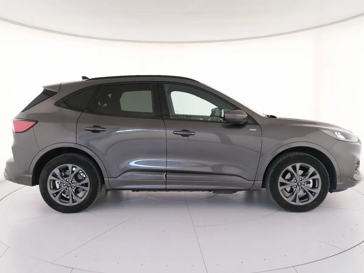 Ford Kuga usata a Roma (3)