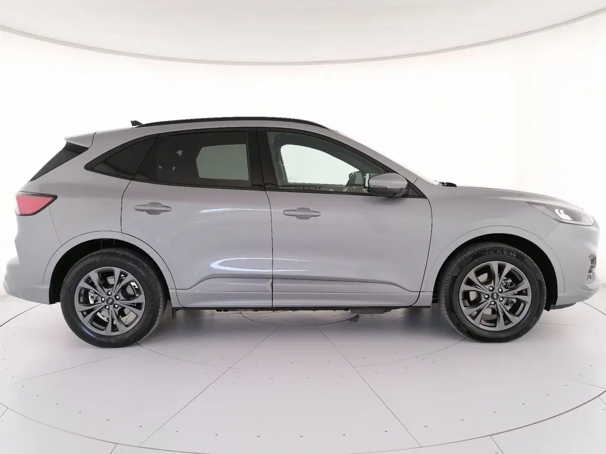 Ford Kuga usata a Roma (3)
