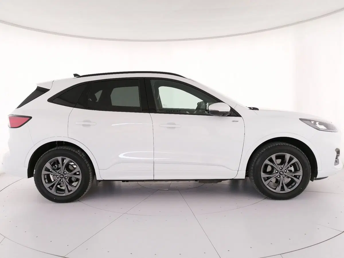 Ford Kuga usata a Roma (3)