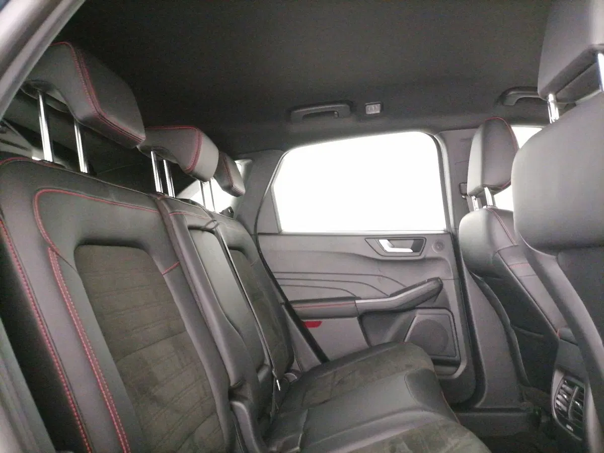 Ford Kuga usata a Roma (8)