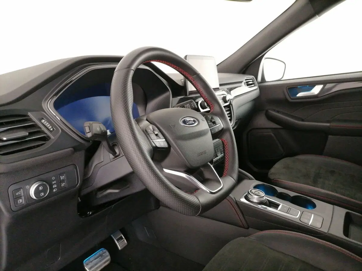 Ford Kuga usata a Roma (12)