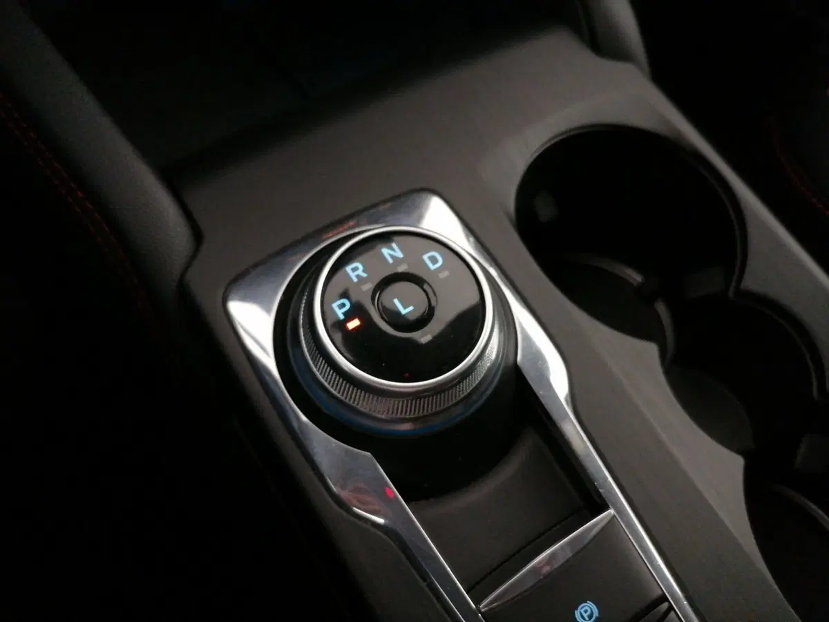 Ford Kuga usata a Roma (14)