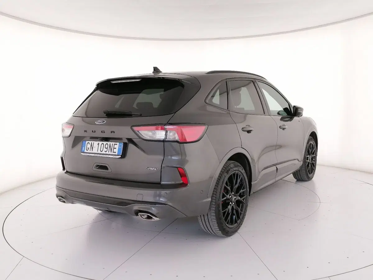 Ford Kuga usata a Roma (2)