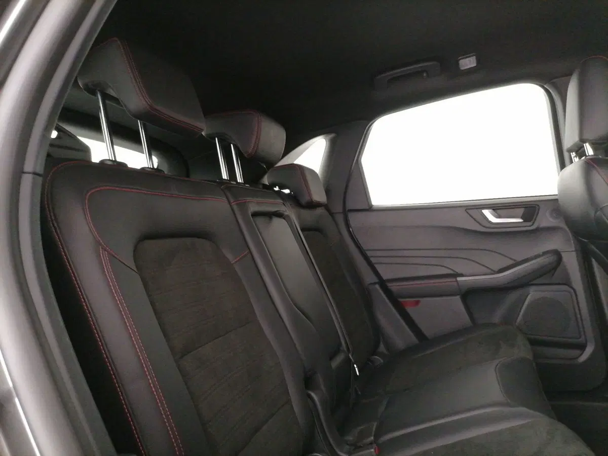Ford Kuga usata a Roma (8)