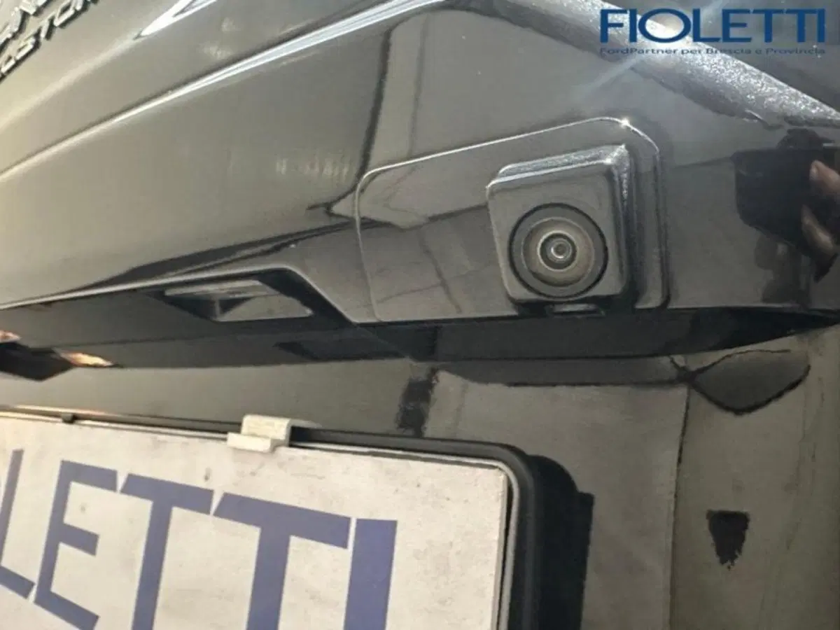 Ford Transit Custom Furgone usata a Brescia (17)