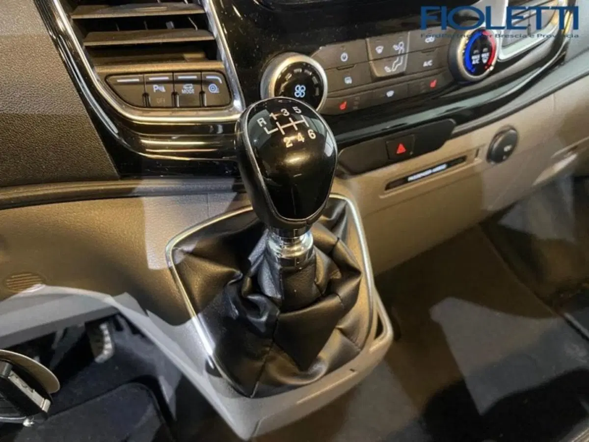 Ford Transit Custom Furgone usata a Brescia (7)