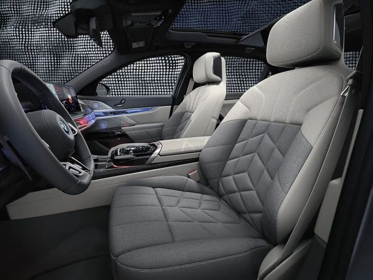 BMW Serie 7 nuova a Torino (6)