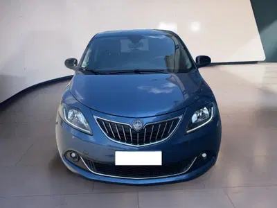 Lancia Ypsilon 1.0 FireFly 5 porte S&amp;S Hybrid Silver Plus del 2023 usata a Torino