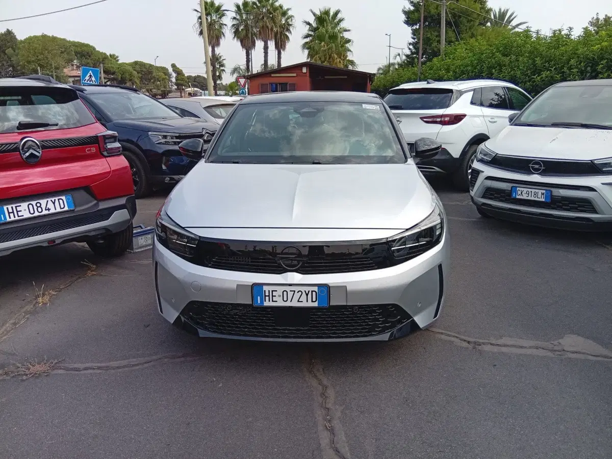 Opel Corsa nuova a Catania (5)