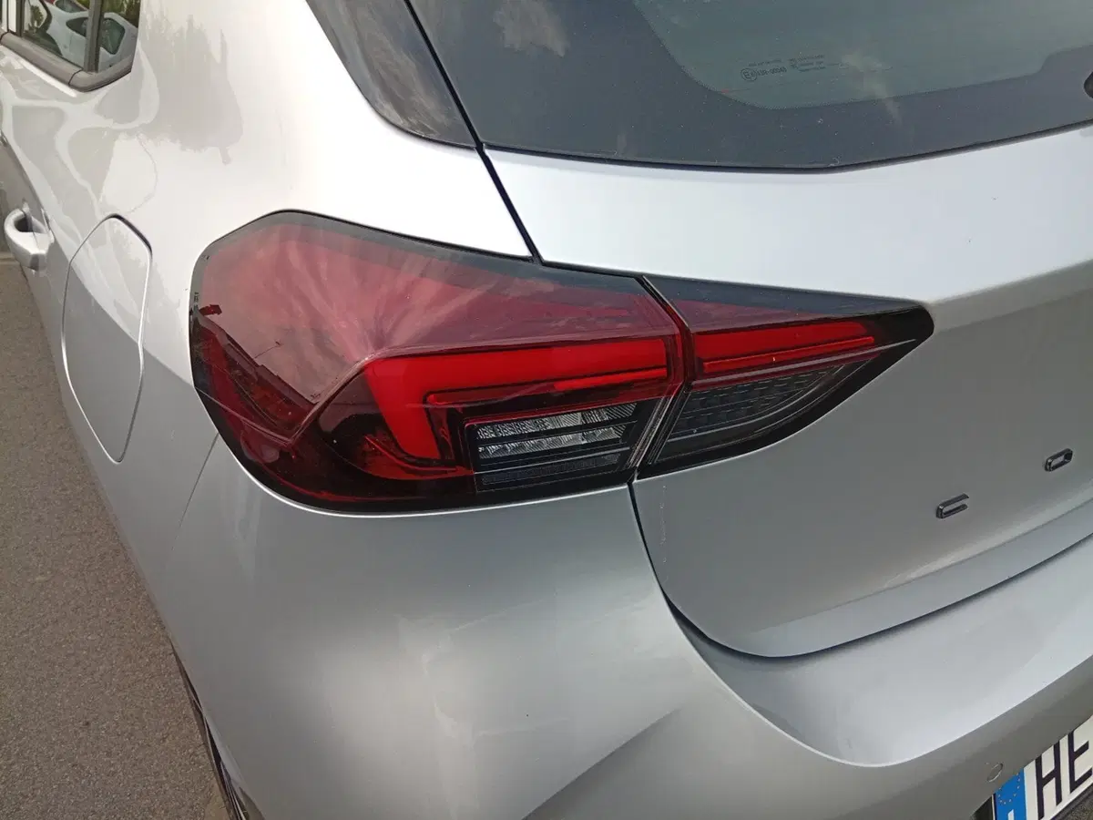 Opel Corsa nuova a Catania (8)