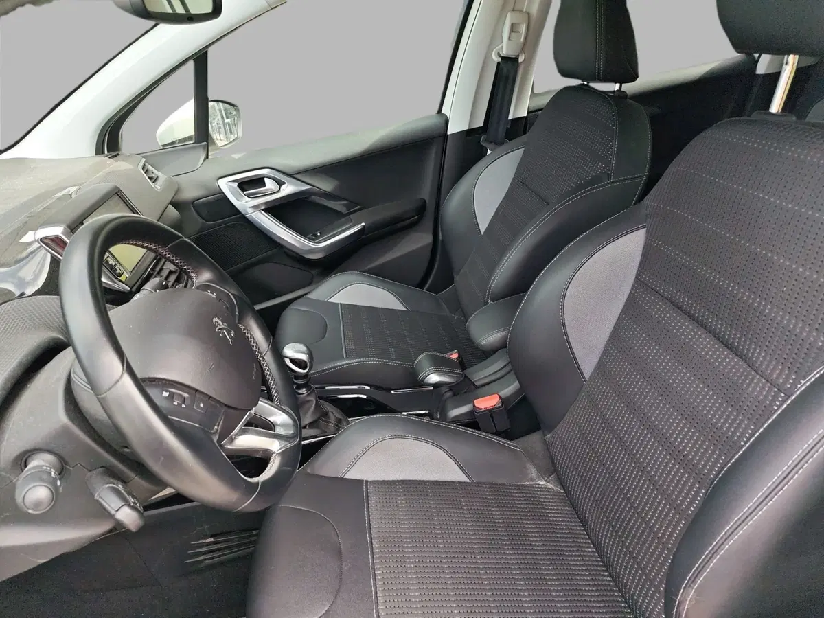 Peugeot 2008 usata a Monza e Brianza (13)