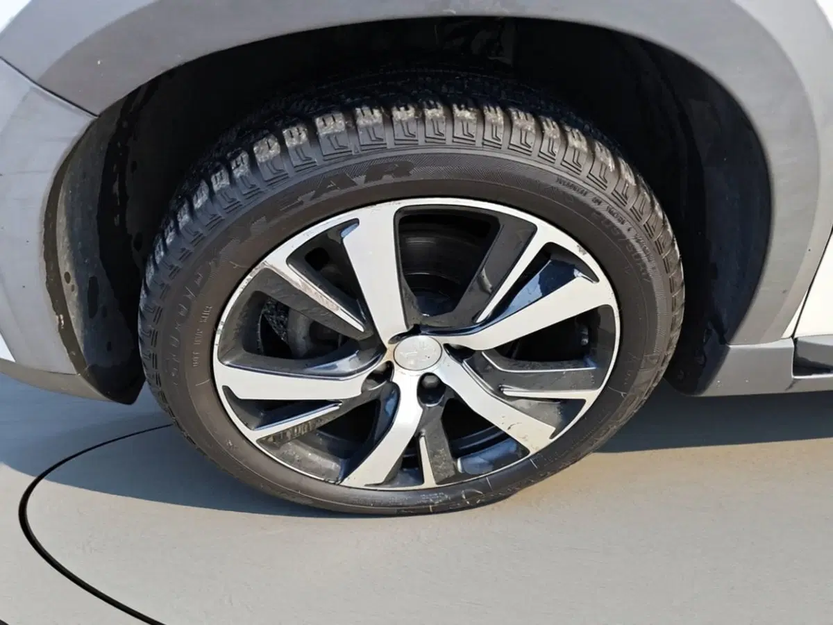 Peugeot 2008 usata a Monza e Brianza (7)
