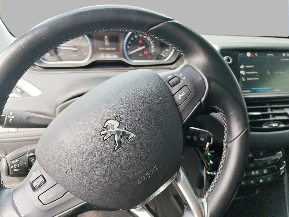 Peugeot 2008 usata a Monza e Brianza (8)
