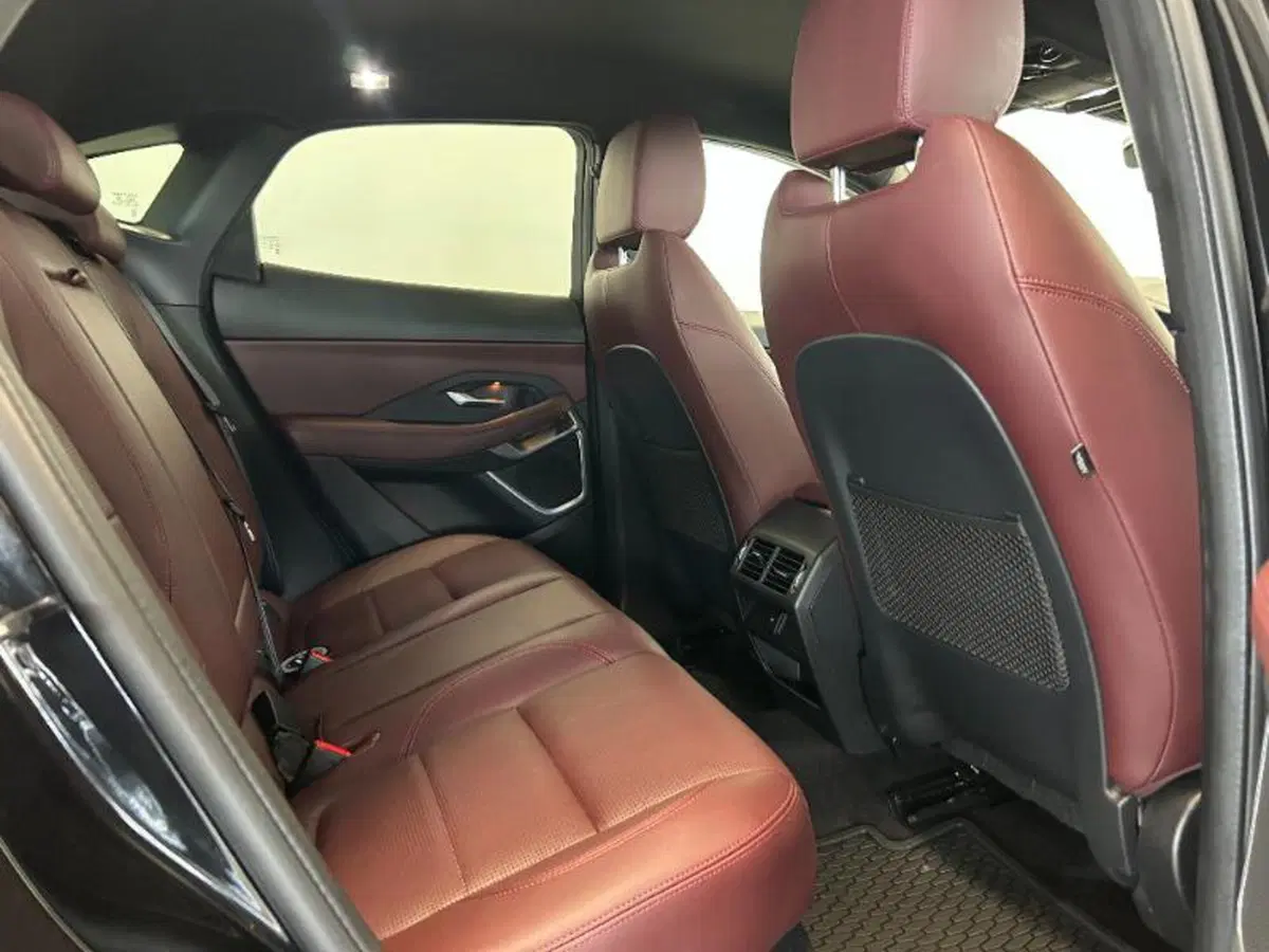Jaguar E-Pace usata a Venezia (12)