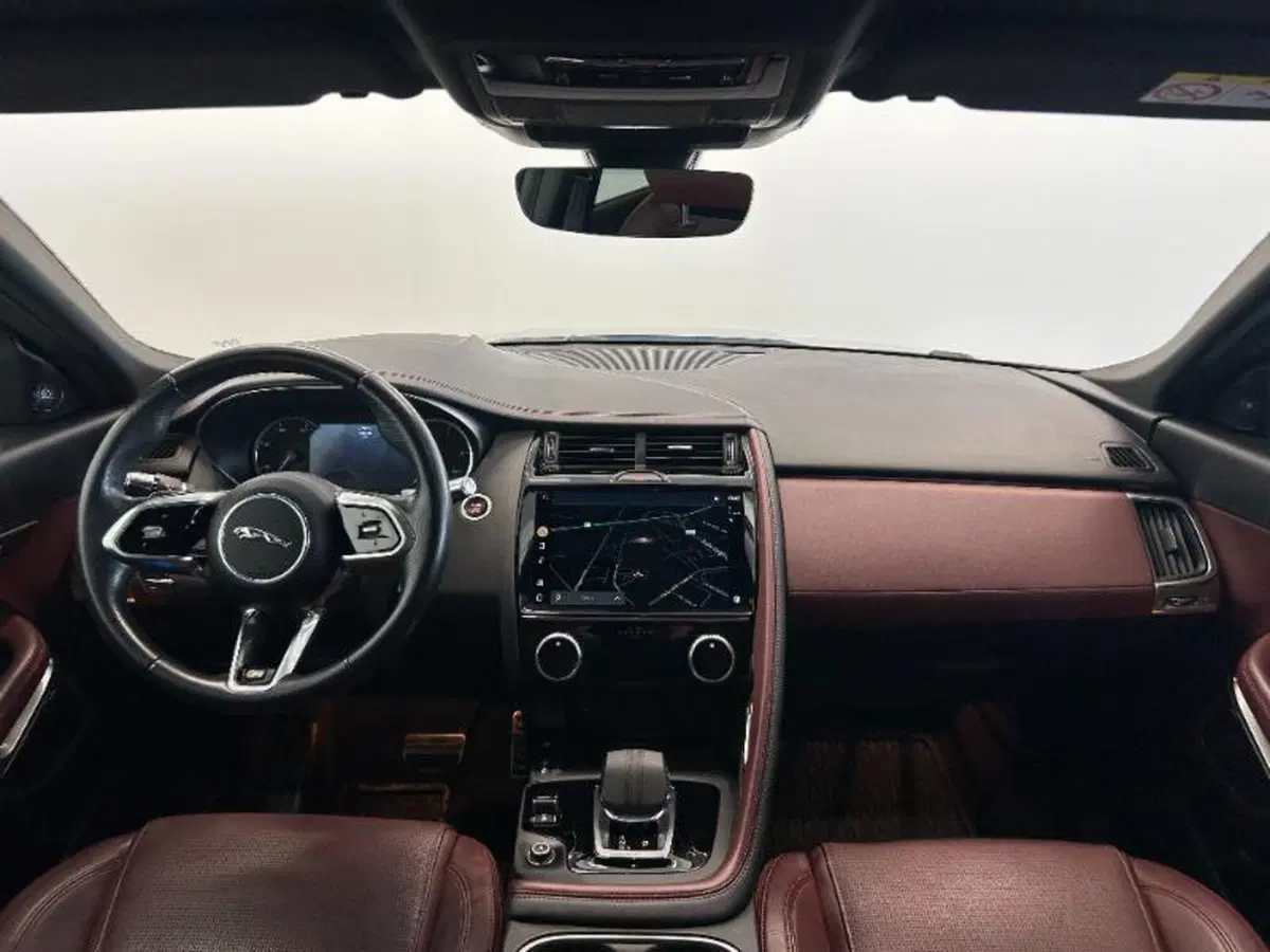 Jaguar E-Pace usata a Venezia (13)